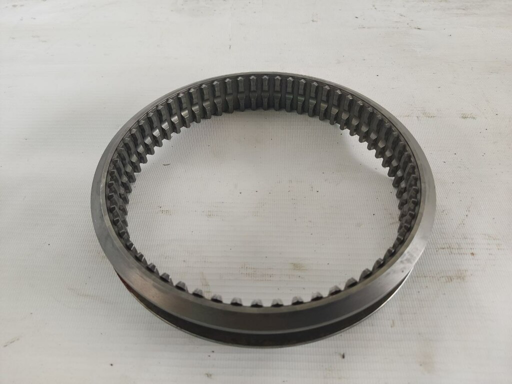 муфта синхронизатора б/у - 1